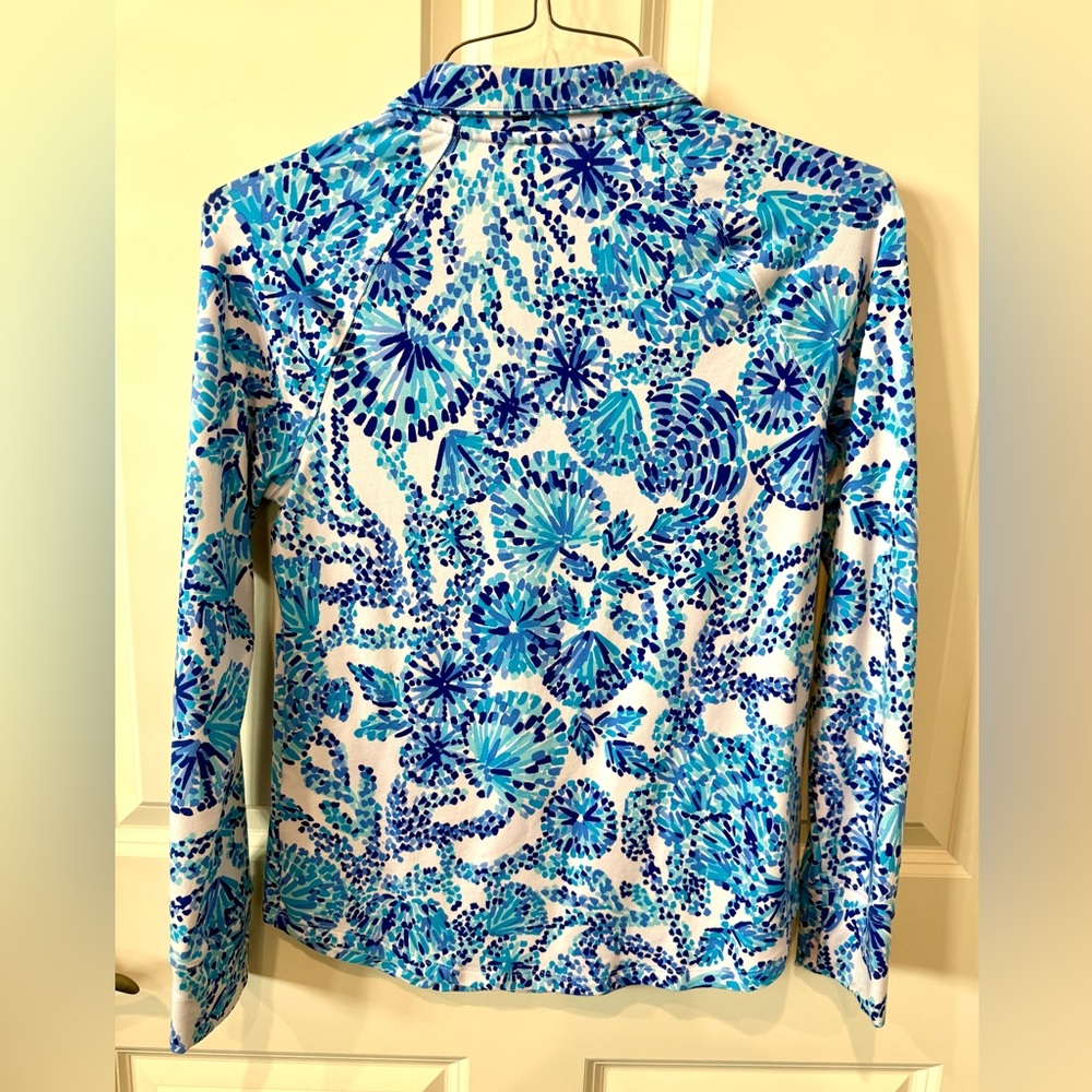 Lilly Pulitzer skipper popover in Turquoise oasis shell me you love me, XS. - Picture 4 of 4
